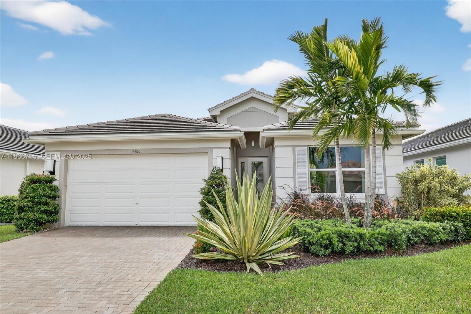 16700 SW Osprey Falls Way, Port St. Lucie, FL 34987