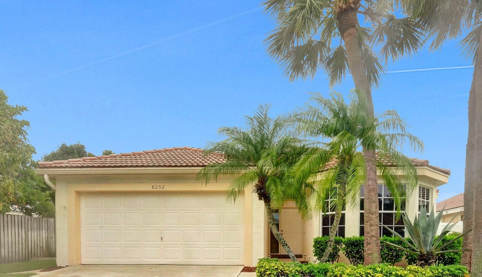 8252 White Rock Circle, Boynton Beach, FL 33436 photo 2