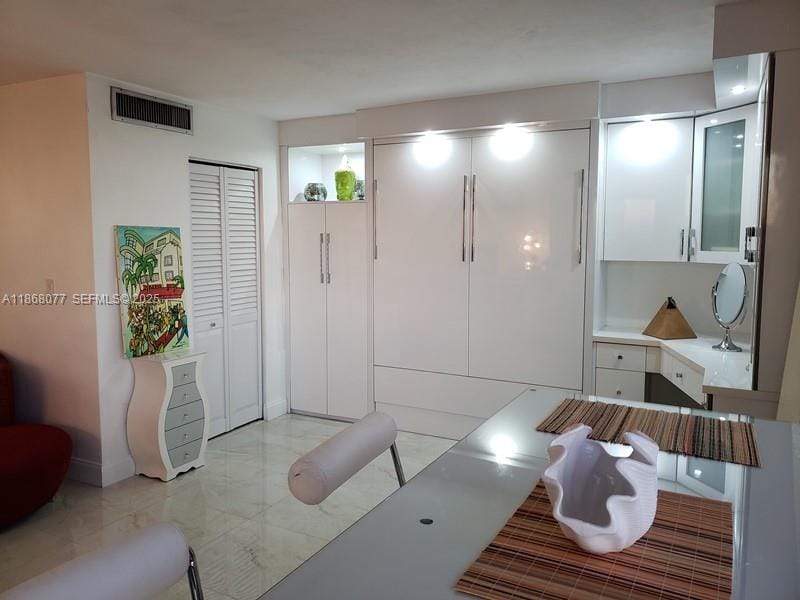 2899 Collins Avenue 1516, Miami Beach, FL 33140 photo 9