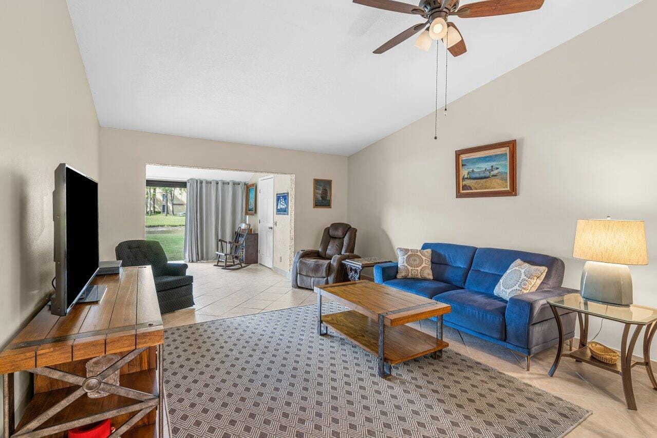 816 Sky Pine Way G, Greenacres, FL 33415 photo 16