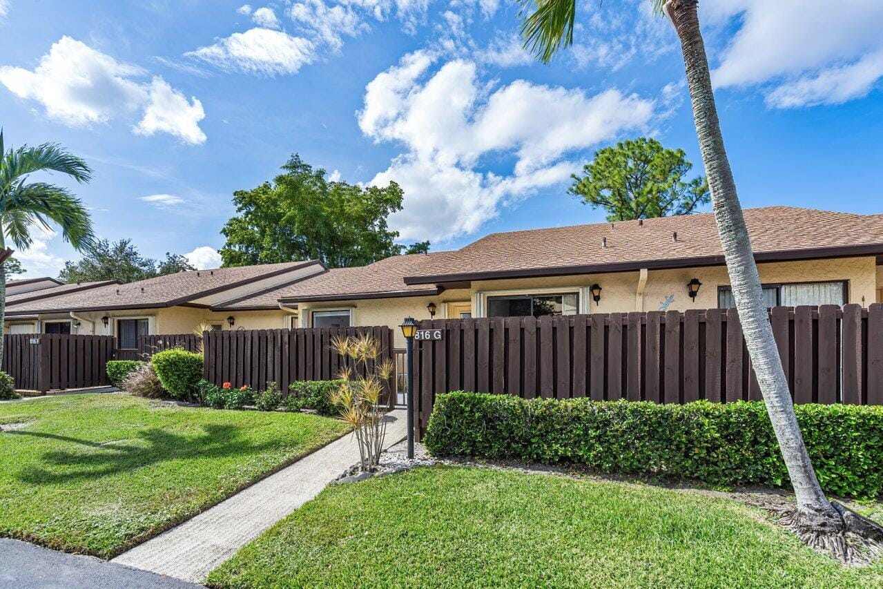 816 Sky Pine Way G — photo 3