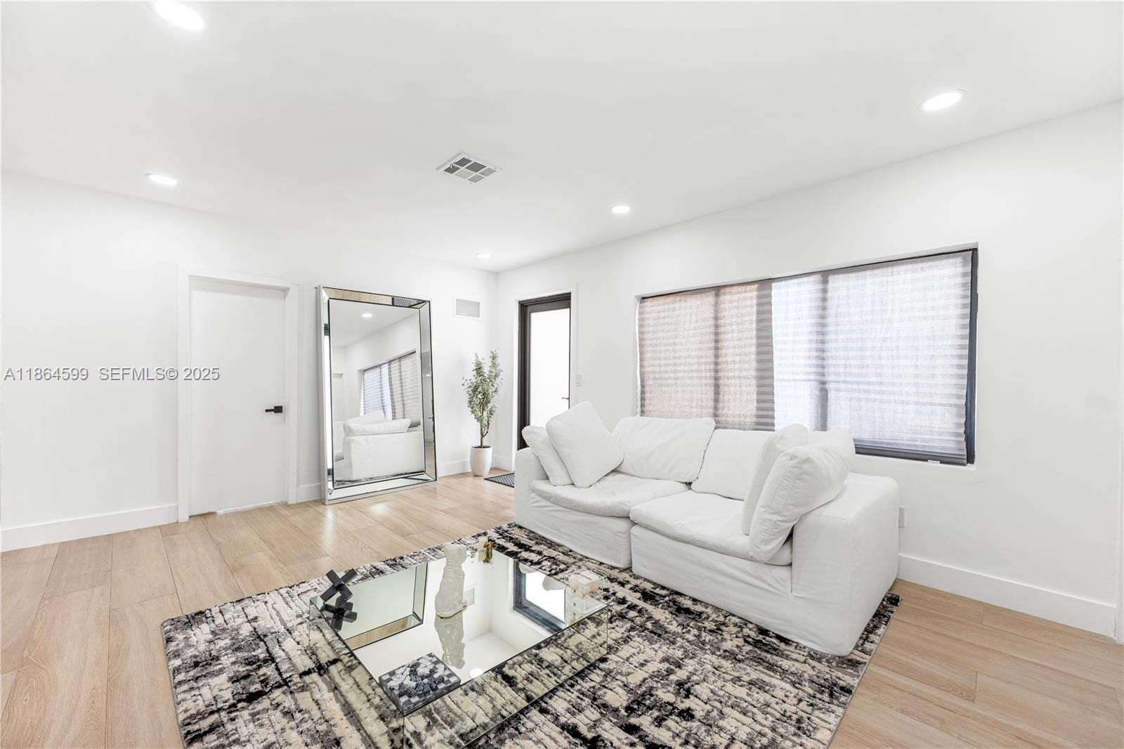 1884 SW 16th Street, Miami, FL 33145 photo 4
