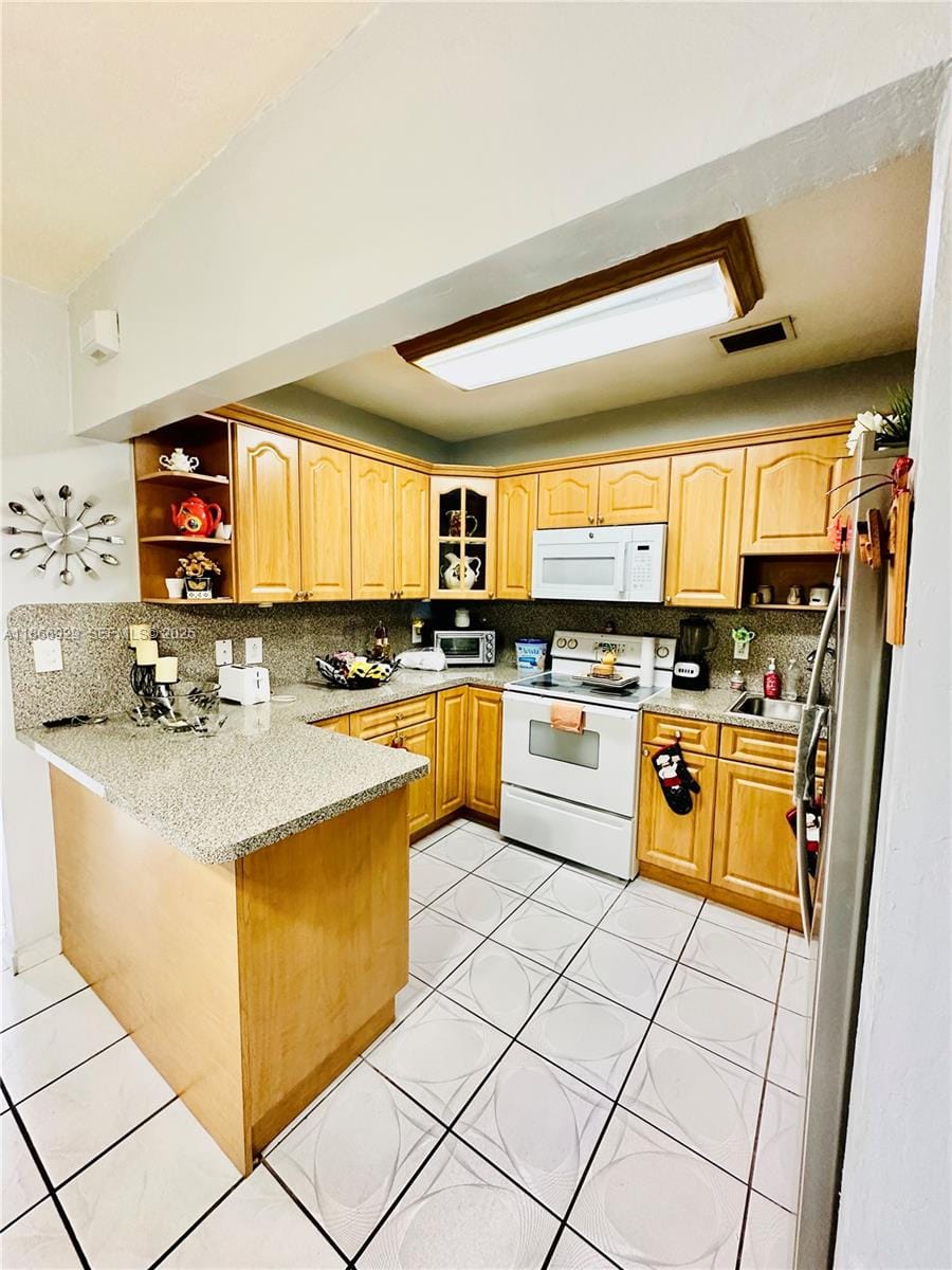 560 SW 71st Court, Miami, FL 33144 photo 14