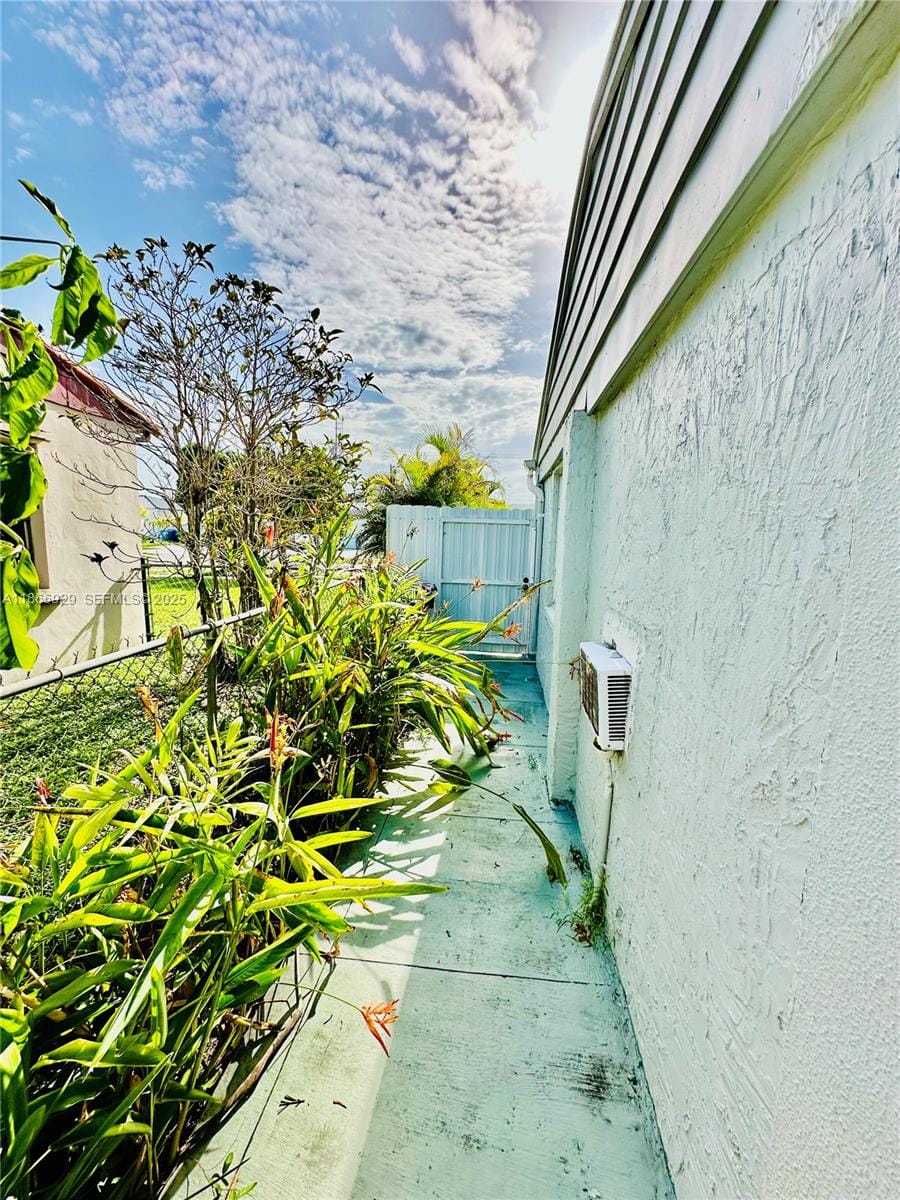 560 SW 71st Court, Miami, FL 33144 photo 30