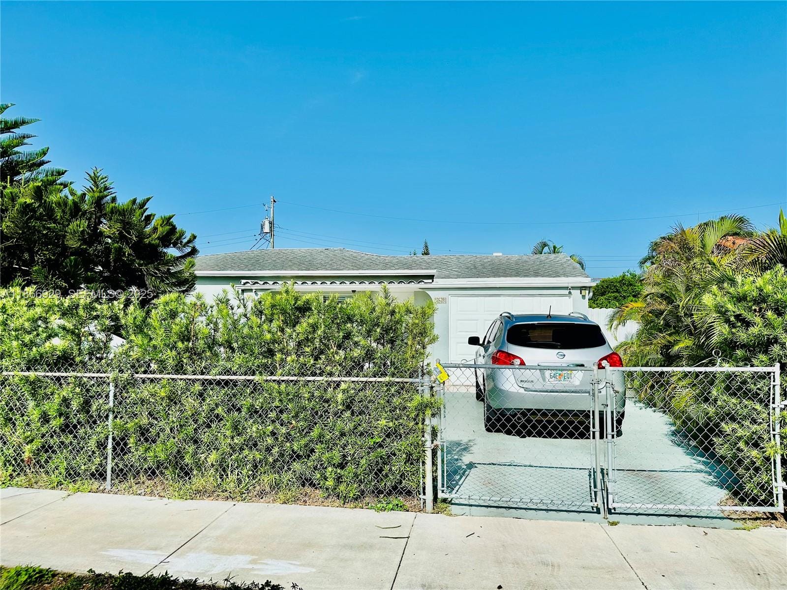 560 SW 71st Court, Miami, FL 33144 photo 4