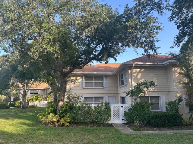 8145 Bridgewater Court 45c, Lake Clarke Shores, FL 33406