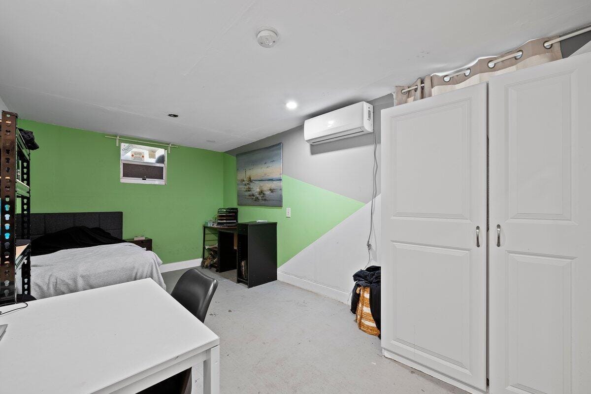 309 SW 7th Street, Hallandale Beach, FL 33009 photo 2
