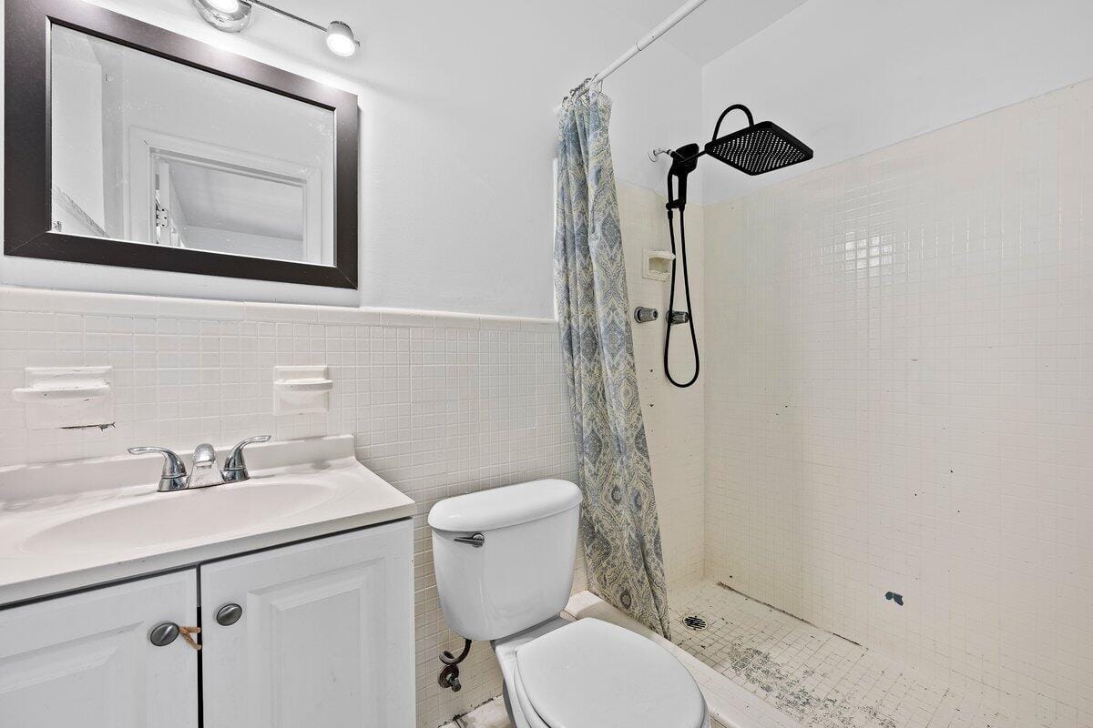 309 SW 7th Street, Hallandale Beach, FL 33009 photo 13