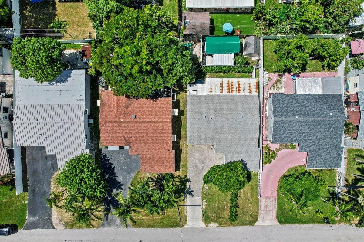 309 SW 7th Street, Hallandale Beach, FL 33009 photo 21