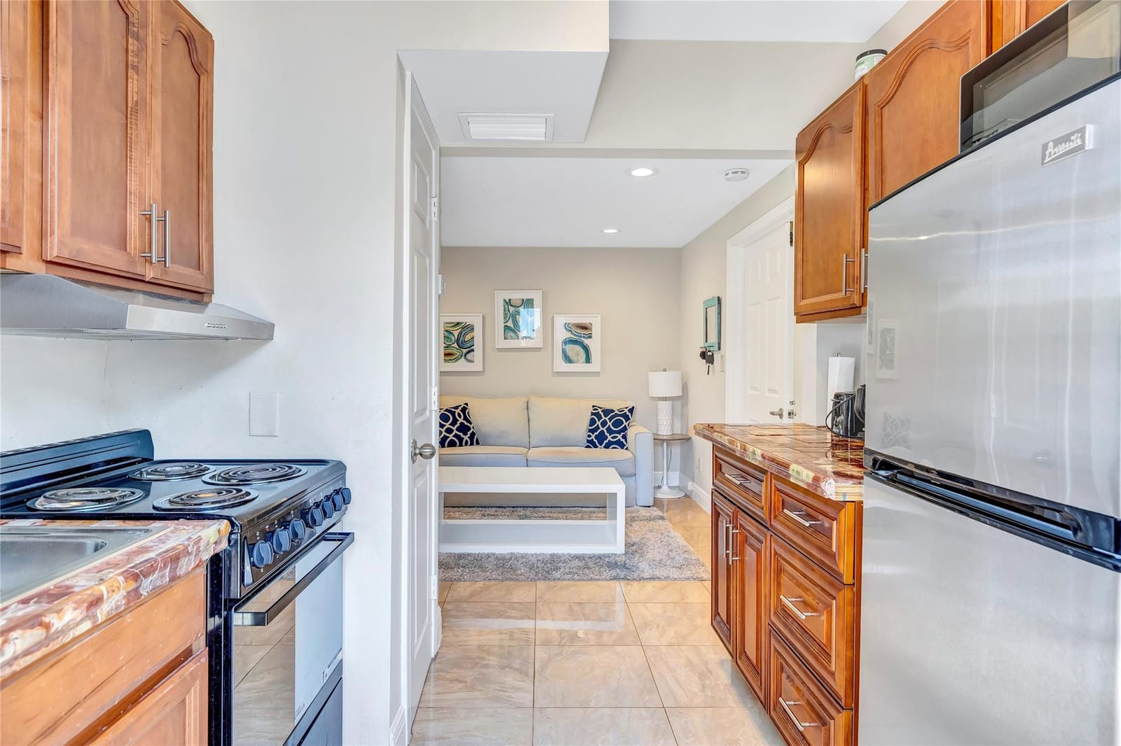 711 SE 3rd, Deerfield Beach, FL 33441 photo 13