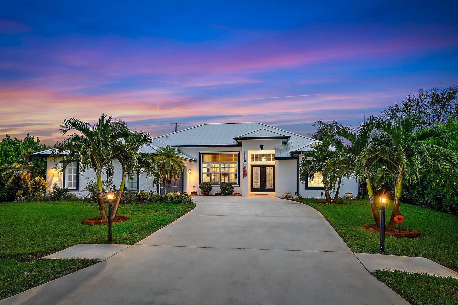 381 SW Hollyhock Drive, Port St. Lucie, FL 34953