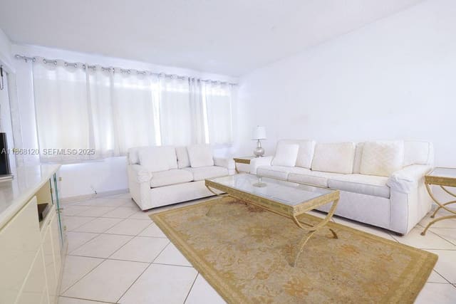 215 SE 3rd Avenue 401D, First Gulfstream Garden, Hallandale Beach, FL