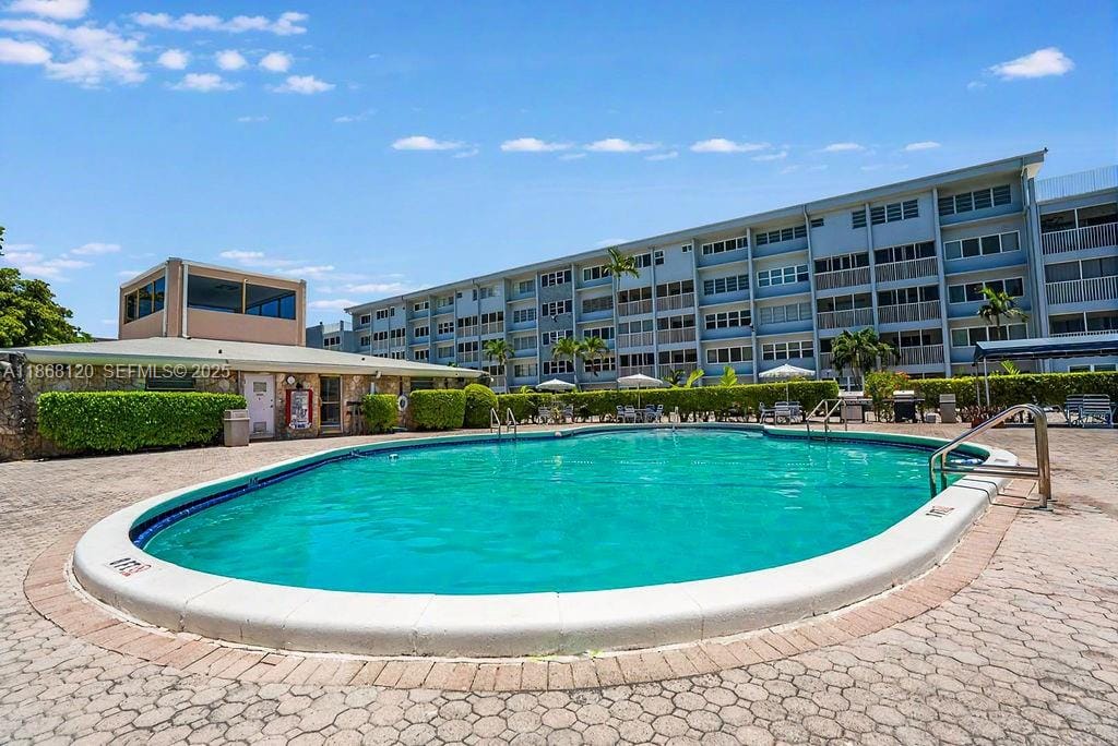 215 SE 3rd Avenue 401D, Hallandale Beach, FL 33009 photo 16