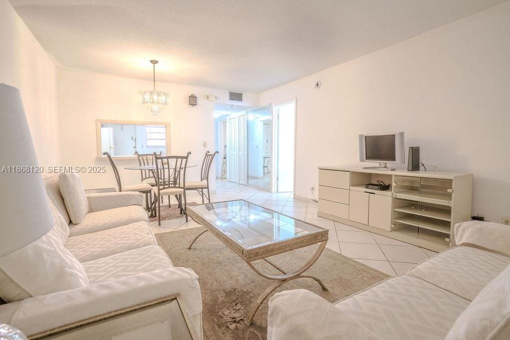 215 SE 3rd Avenue 401D — photo 3
