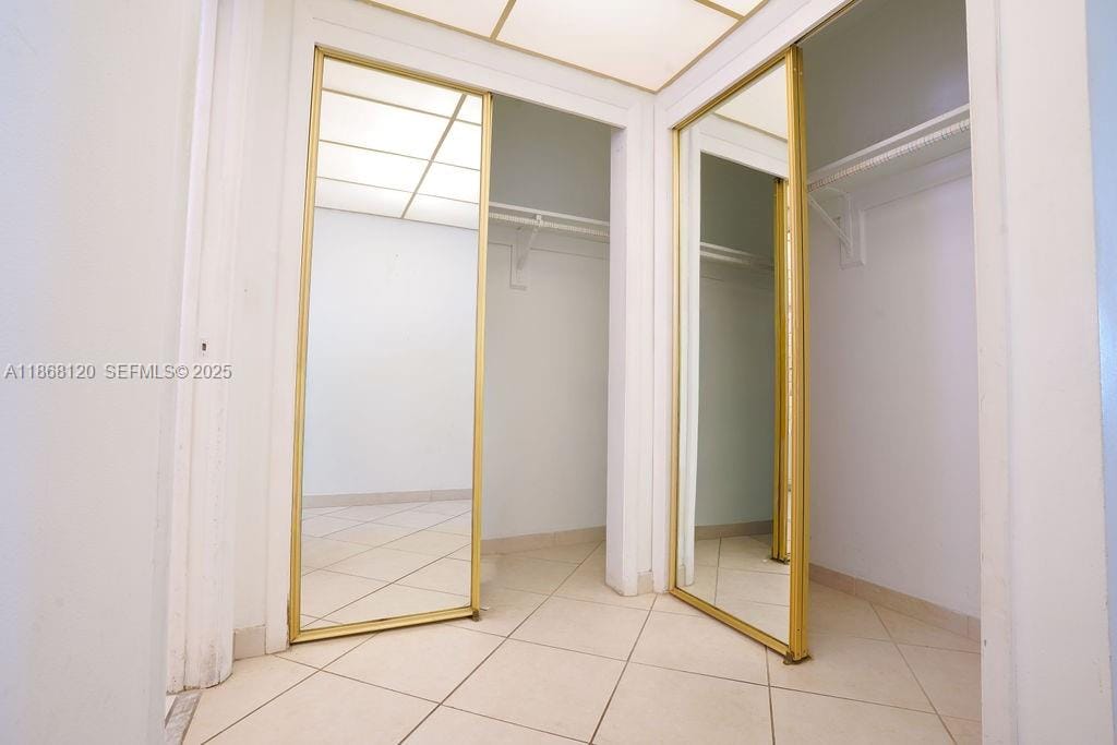 215 SE 3rd Avenue 401D — photo 9