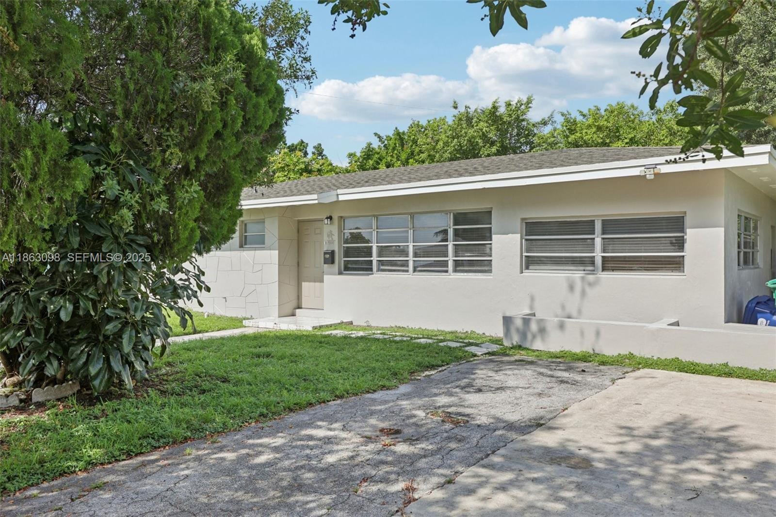 19110 N Miami Avenue, Miami Gardens, FL 33169 photo 3