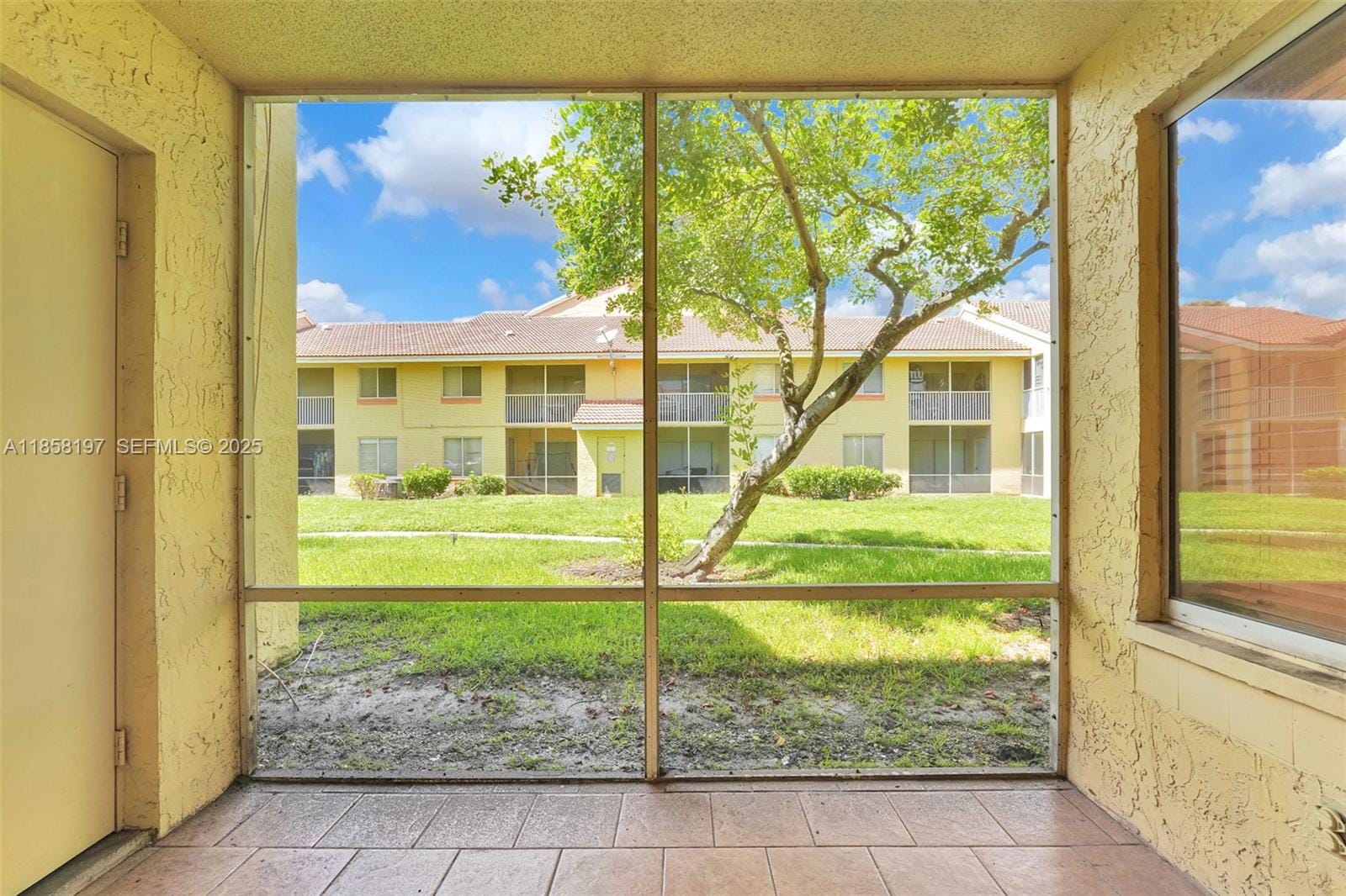 1146 Coral Club Drive 1146, Coral Springs, FL 33071 photo 30