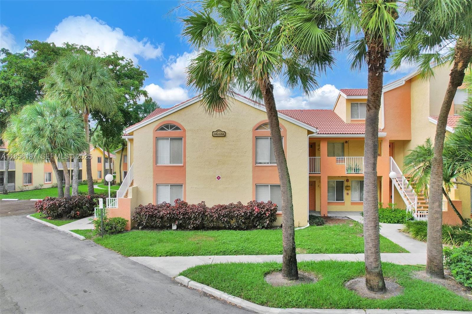 1146 Coral Club Drive 1146, Coral Springs, FL 33071