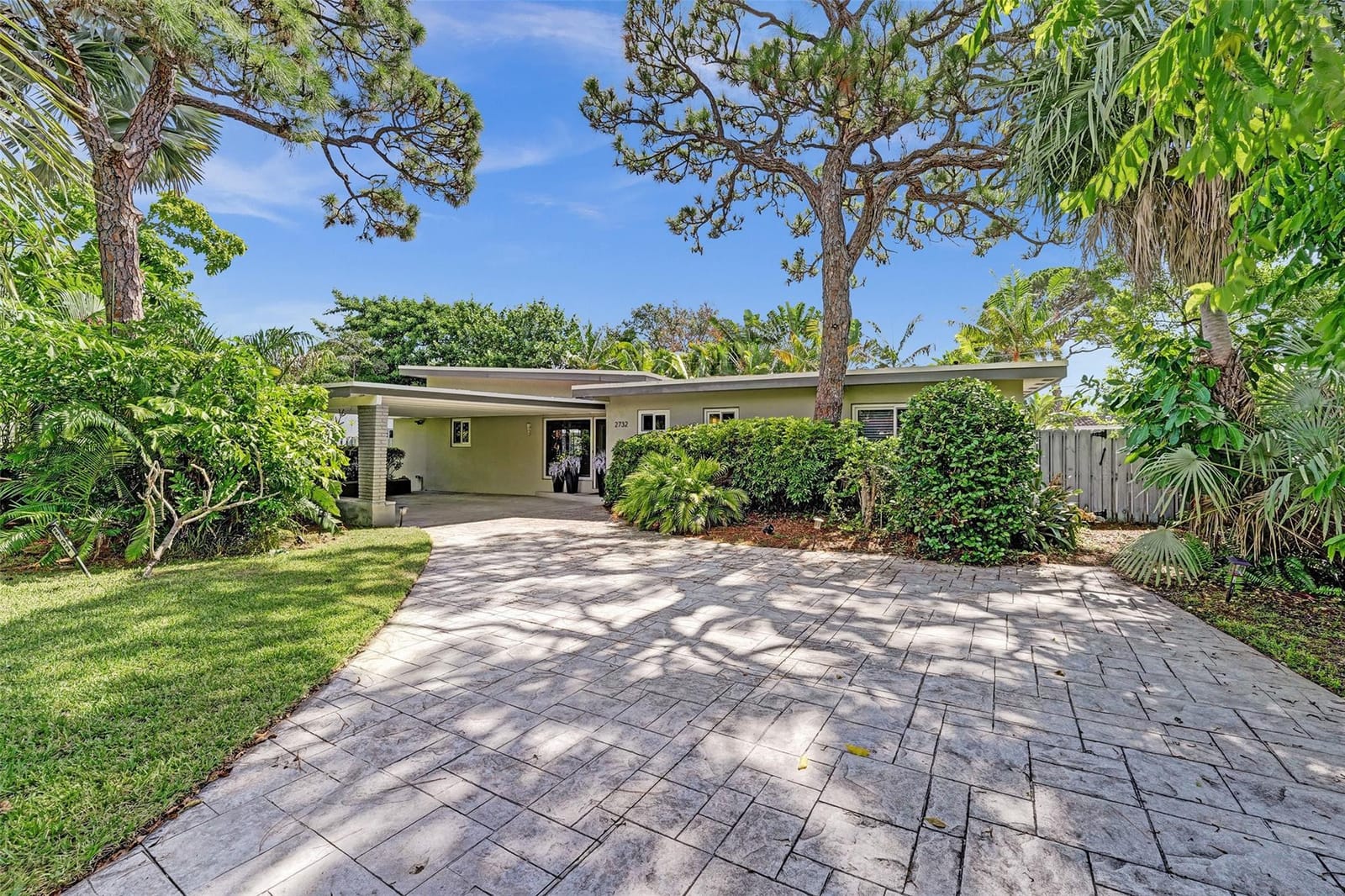 2732 NE 15th Terrace, Wilton Manors, FL 33334
