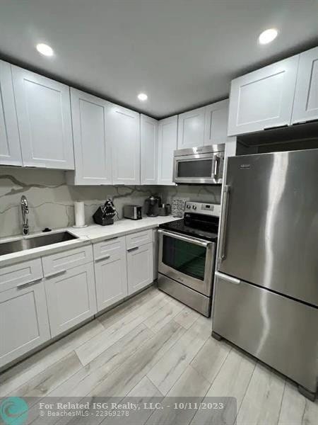 2301 Collins Avenue 327 — photo 6