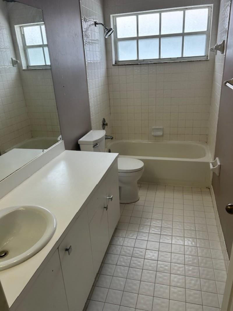 143 Gables Boulevard, Weston, FL 33326 photo 8