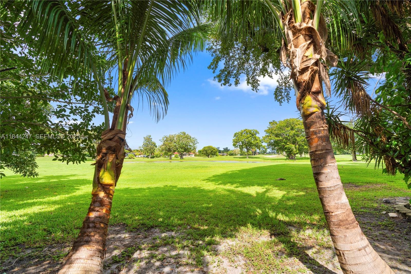 19828 Bob O Link Drive, Hialeah, FL 33015 photo 1