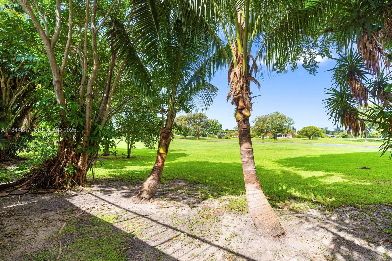 19828 Bob O Link Drive, Hialeah, FL 33015 photo 15