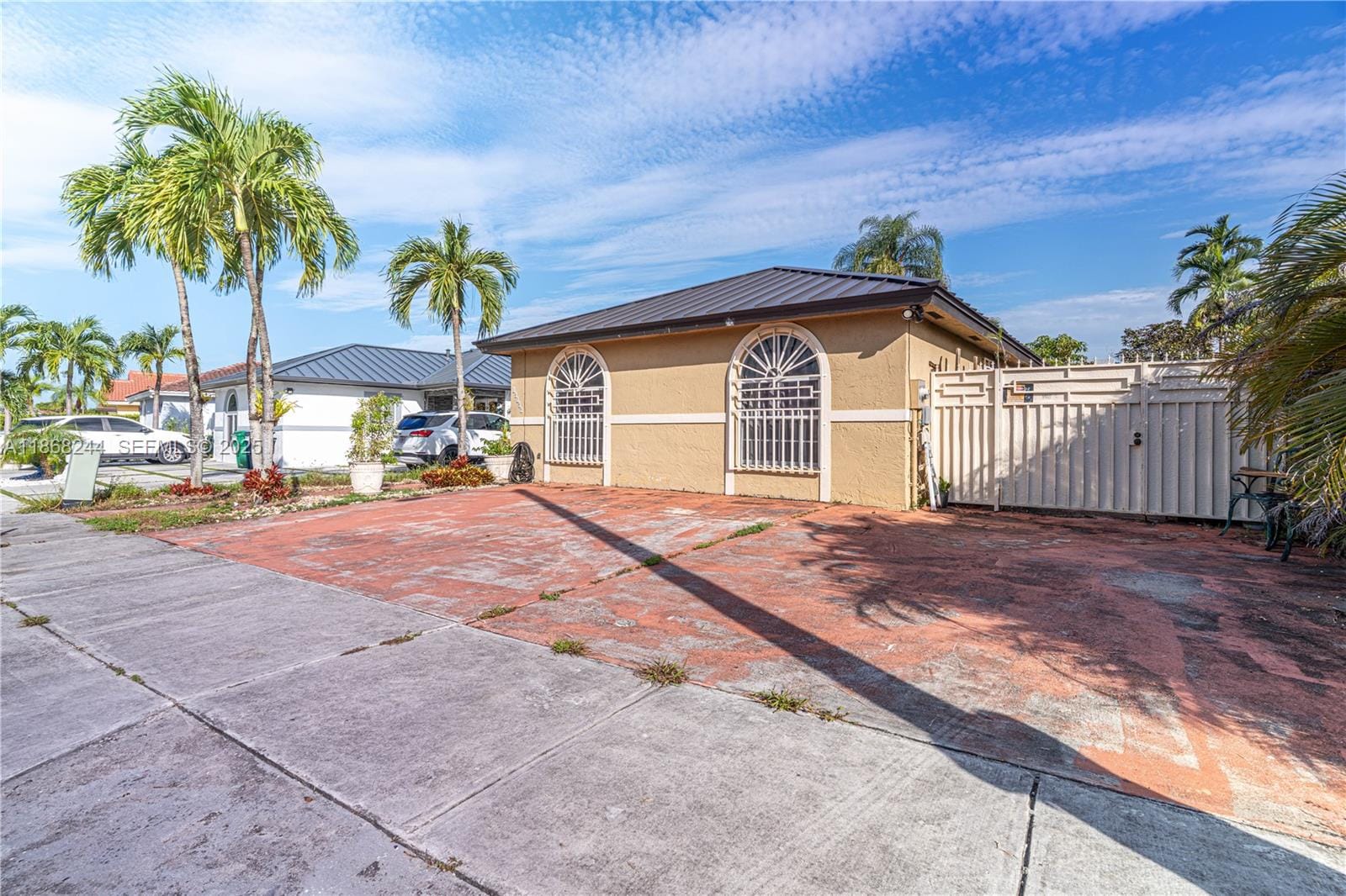 14309 SW 52nd Street — photo 4