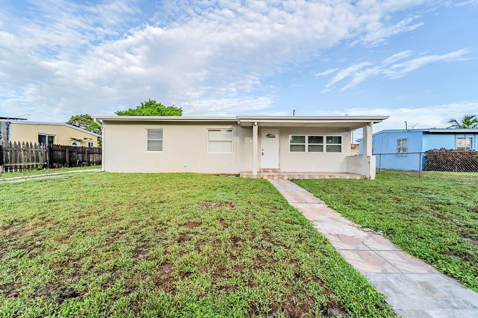 1786 Lauderdale Manor Drive, Fort Lauderdale, FL 33311