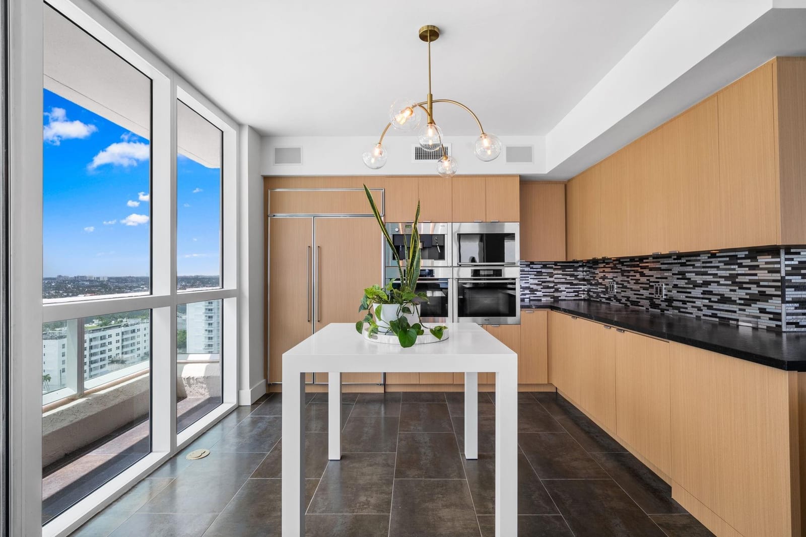 101 S Fort Lauderdale Beach Boulevard 1501 — photo 12