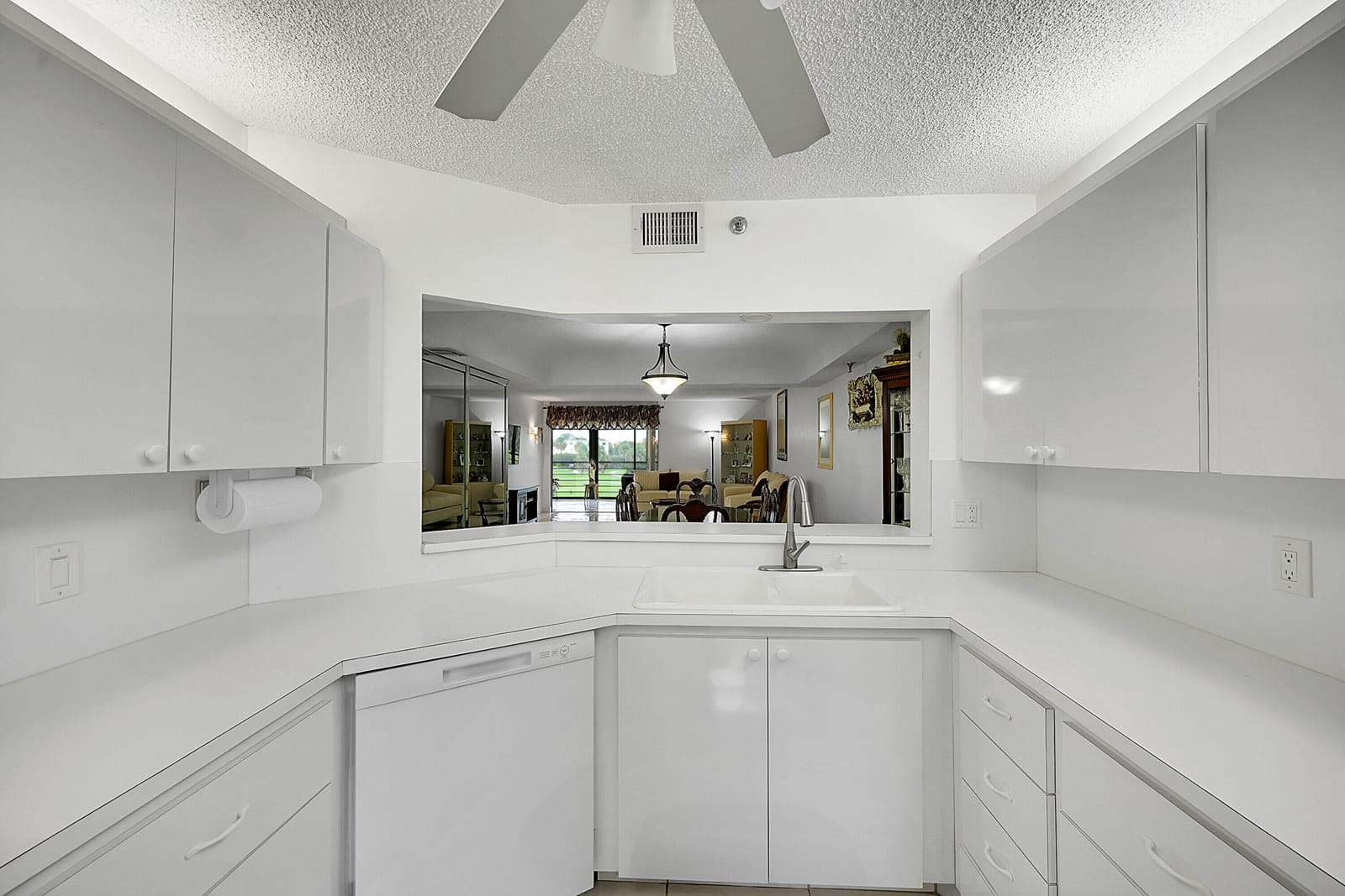 9165 SW 14th Street 1304 — photo 8