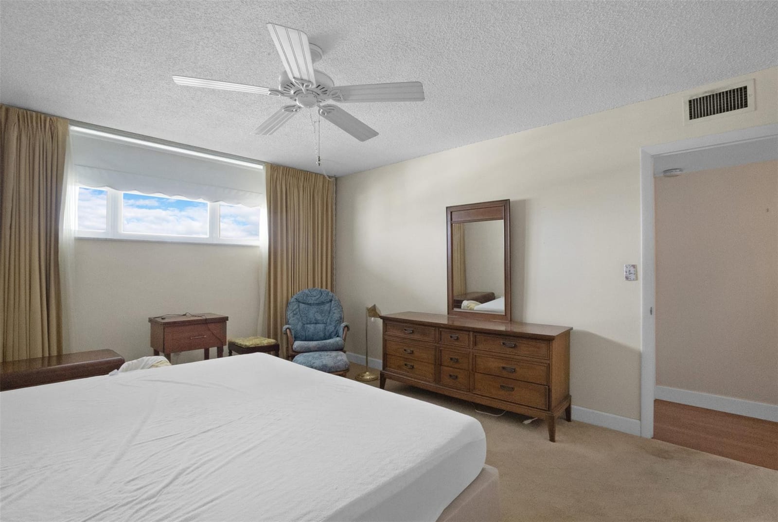 3100 NE 49th Street 1105 — photo 9