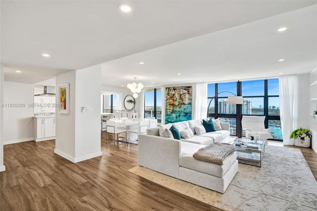 9 Island Avenue 1814, Miami Beach, FL 33139