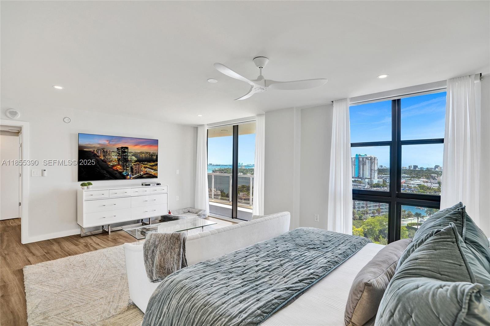 9 Island Avenue 1814, Miami Beach, FL 33139 photo 30