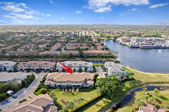 6693 Quiet Wave Trail 41, sold in The Pointe, Boca Raton, FL