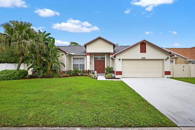 155 Royal Pine Circle S, sold in Royal Pines Estates, Royal Palm Beach, FL