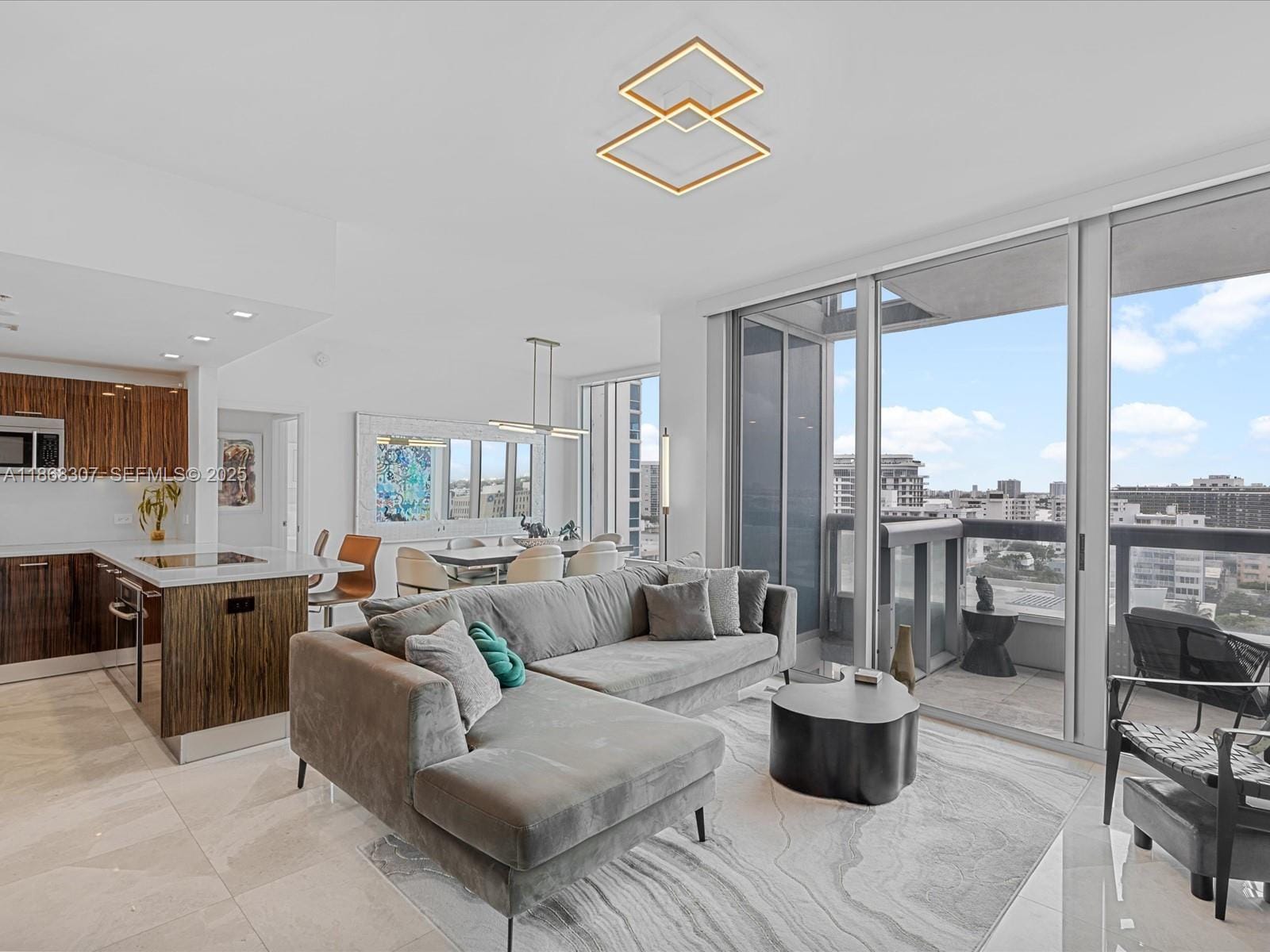 6899 Collins Avenue 1010, Miami Beach, FL 33141 photo 2