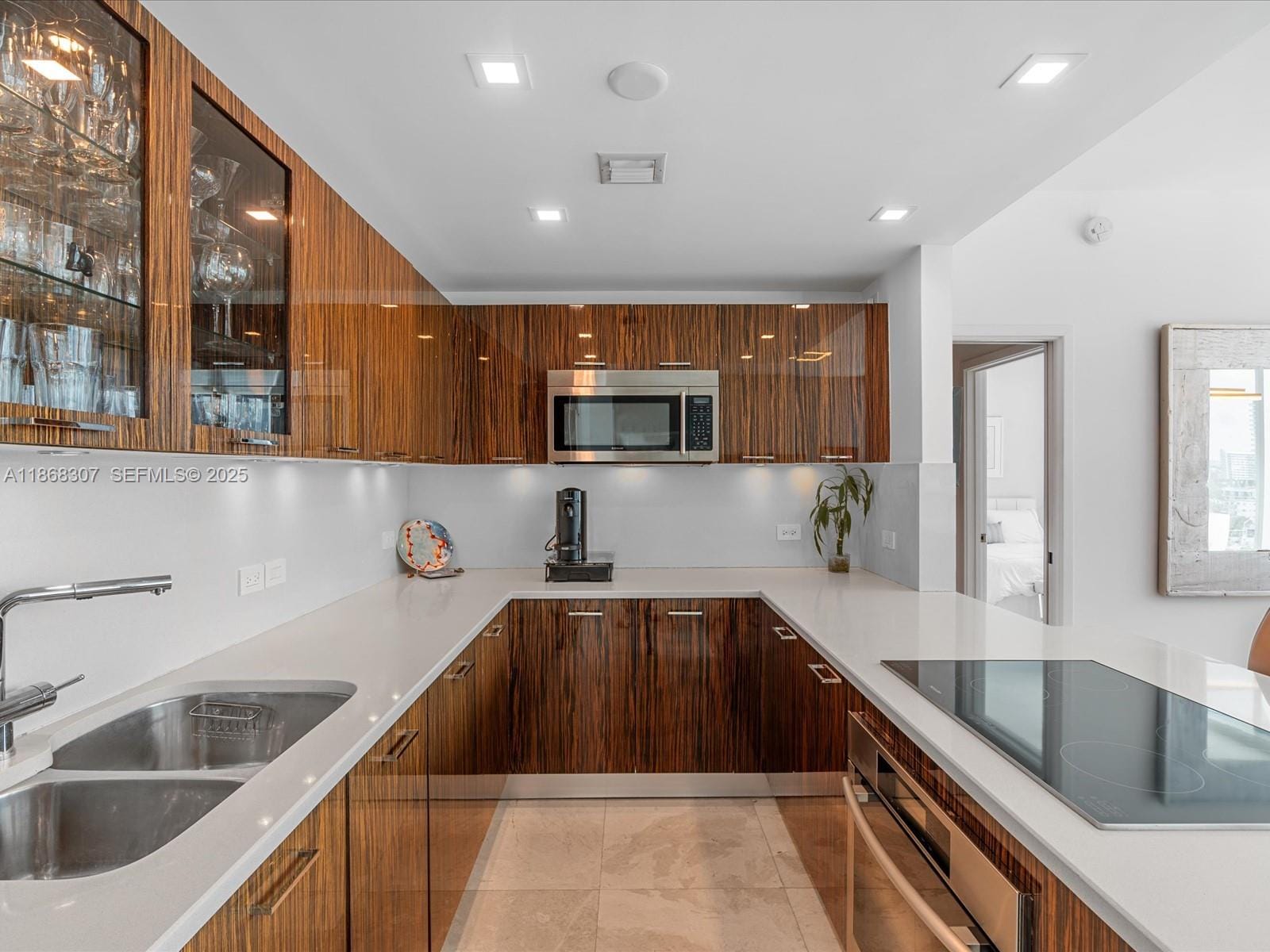6899 Collins Avenue 1010, Miami Beach, FL 33141 photo 9