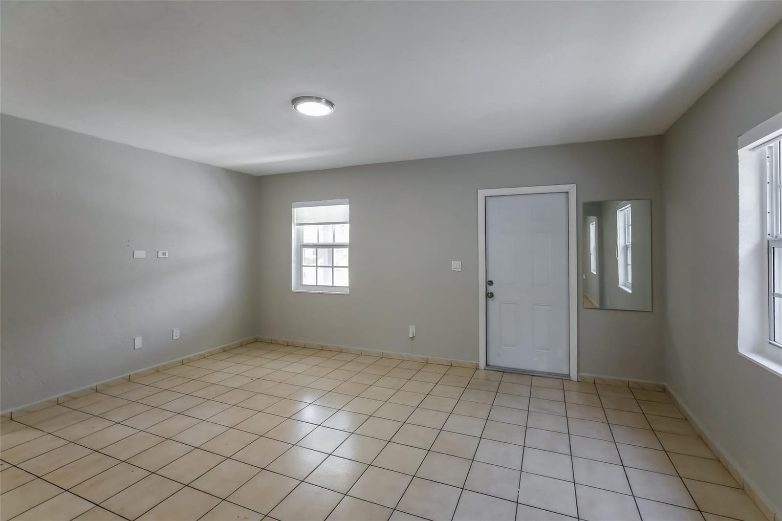 3281 NW 14th Terrace, Miami, FL 33125 photo 10