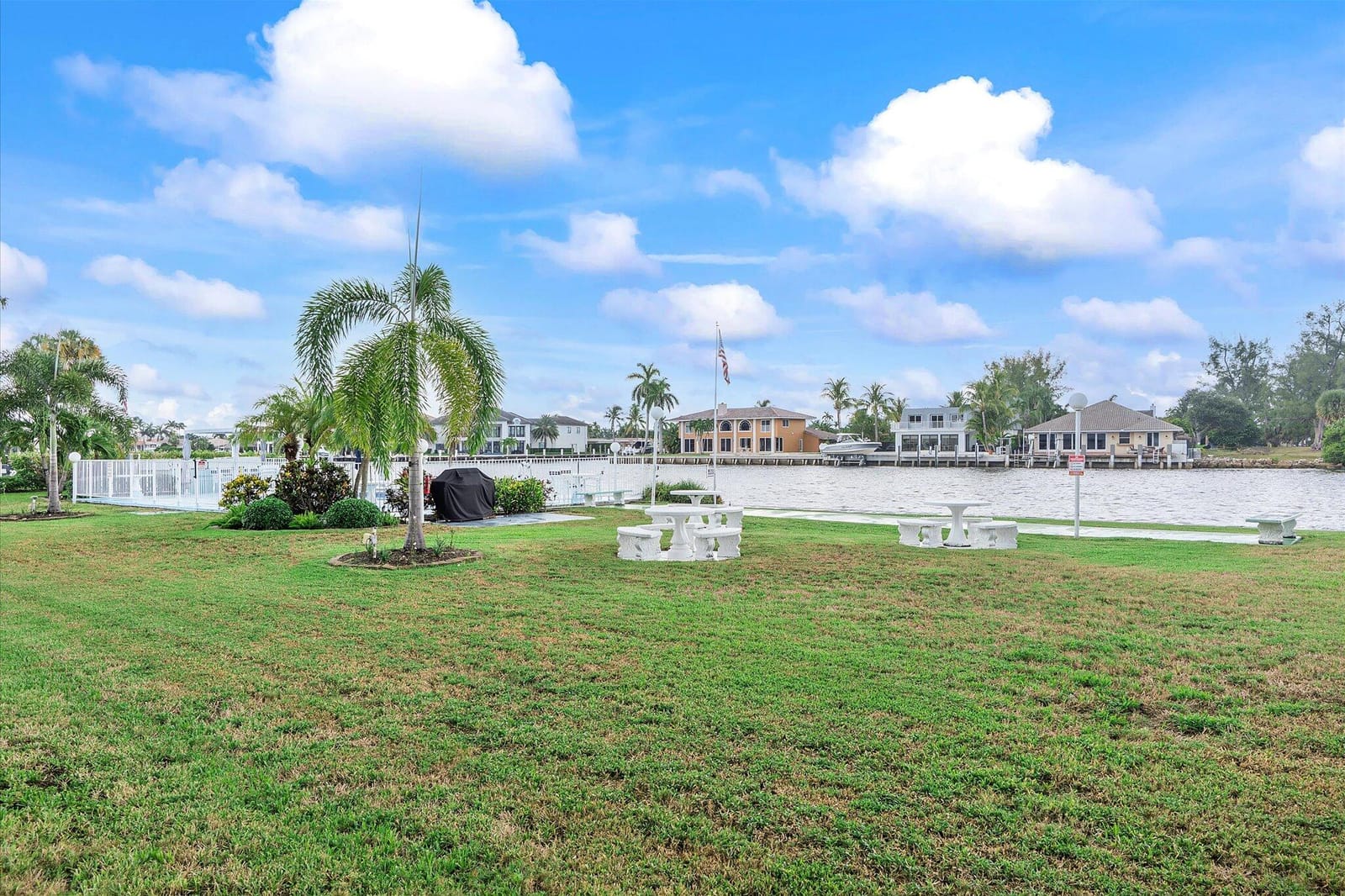 1001 N Riverside Drive 104, Pompano Beach, FL 33062 photo 13