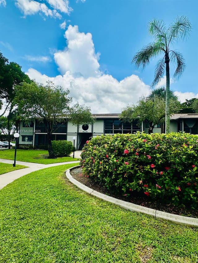 9409 W Mcnab Road 103, sold in Tamarac Gardens Condomini, Tamarac, FL
