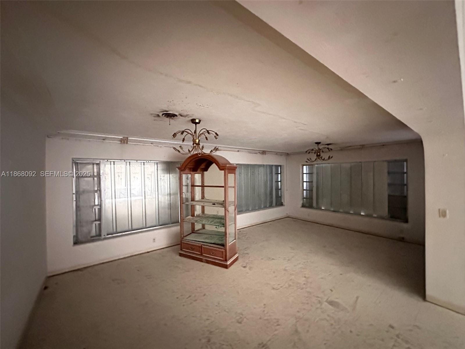 102 SW 1st Avenue, Hallandale Beach, FL 33009 photo 11