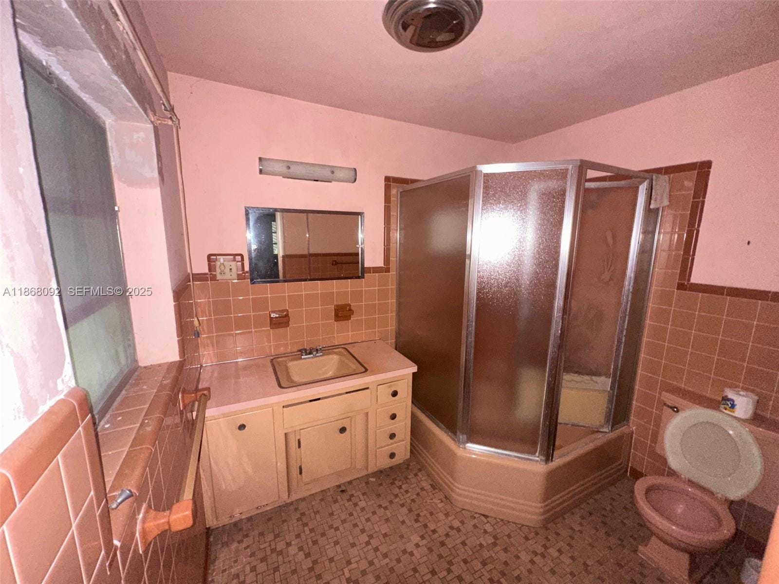 102 SW 1st Avenue, Hallandale Beach, FL 33009 photo 18