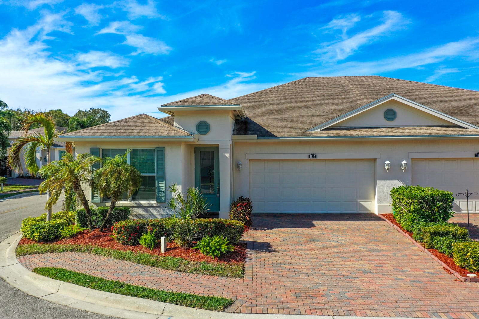 1819 Oak Grove Court — photo 4