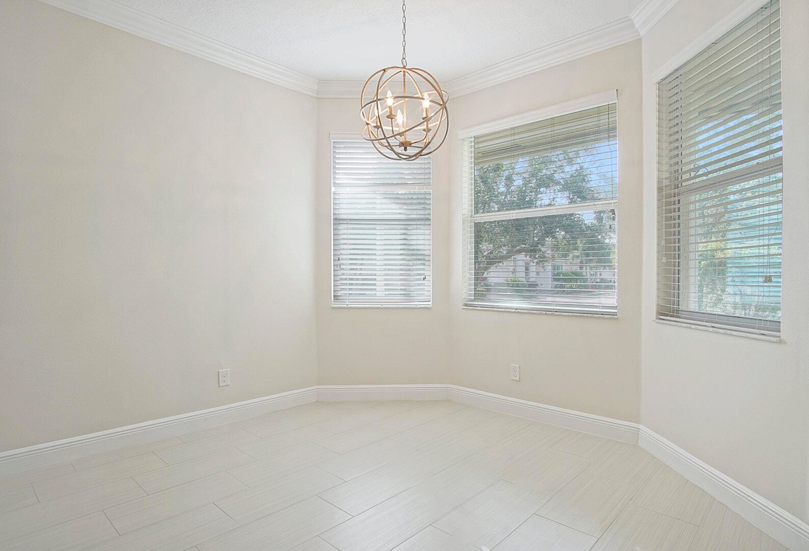 1819 Oak Grove Court — photo 9
