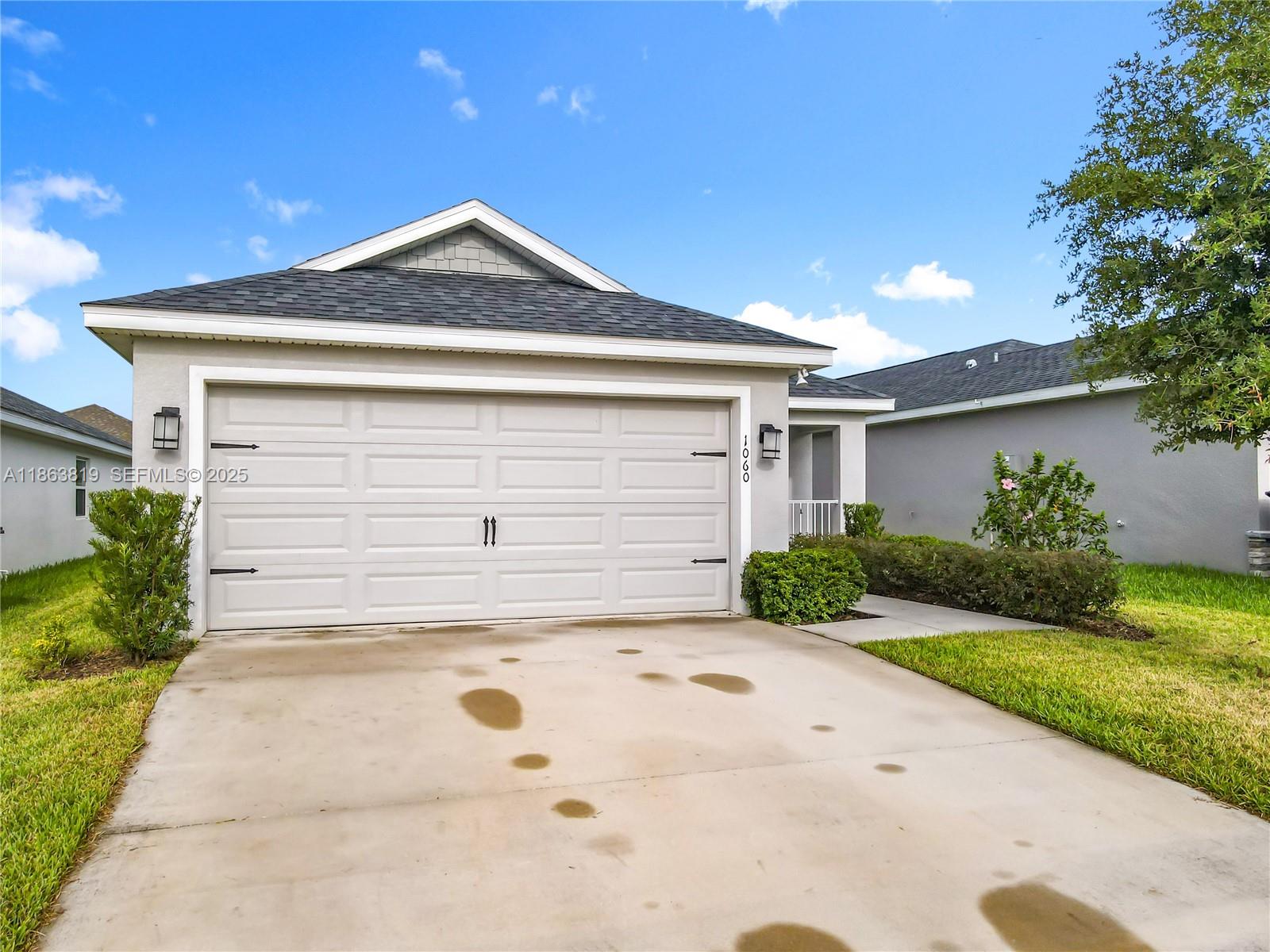 1060 Cascade Drive — photo 6