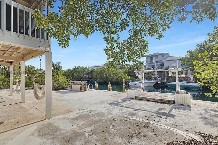 813 Hawksbill Lane, Sugarloaf Key, FL 33042 photo 13