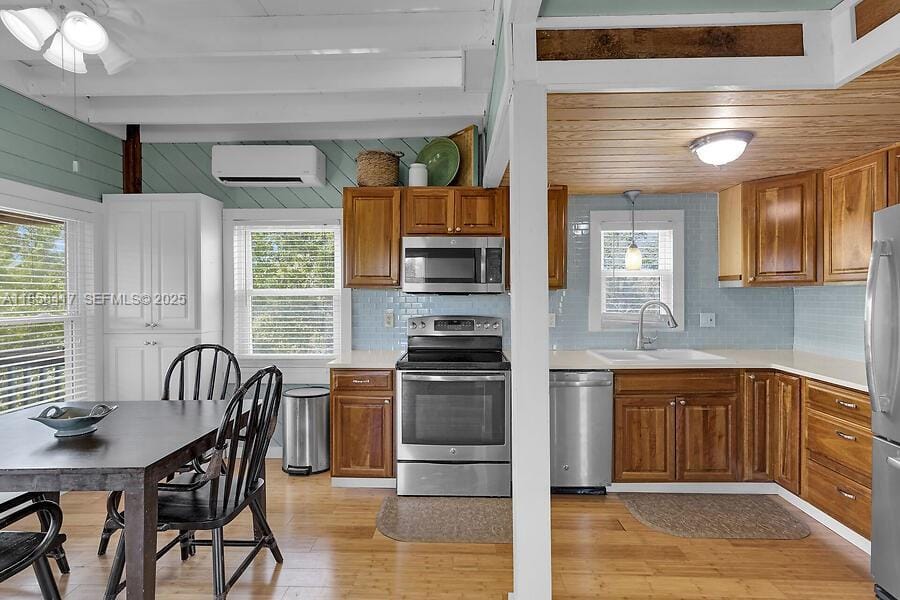 813 Hawksbill Lane — photo 3