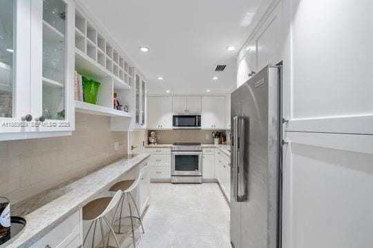 90 Edgewater Drive 820 — photo 11