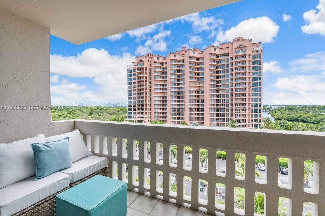 90 Edgewater Drive 820, Coral Gables, FL 33133 photo 16